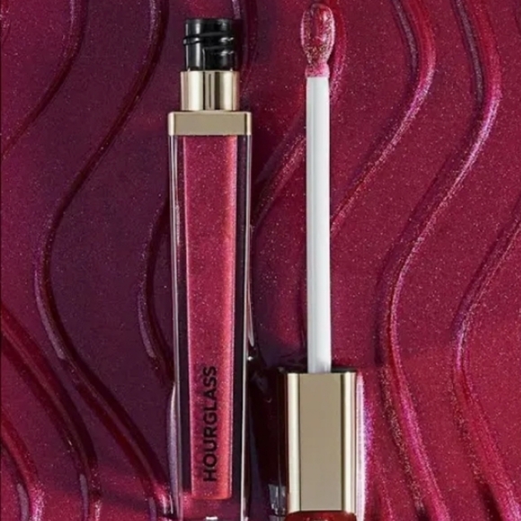 HOURGLASS Unreal High Shine Volumizing Lip Gloss "Impact "  NIB - Picture 2 of 4